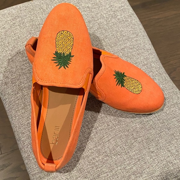 Shoes for sale. Barely used - Picture 2 of 2